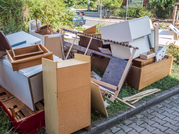 Best Yard Waste Removal  in Mantua, VA